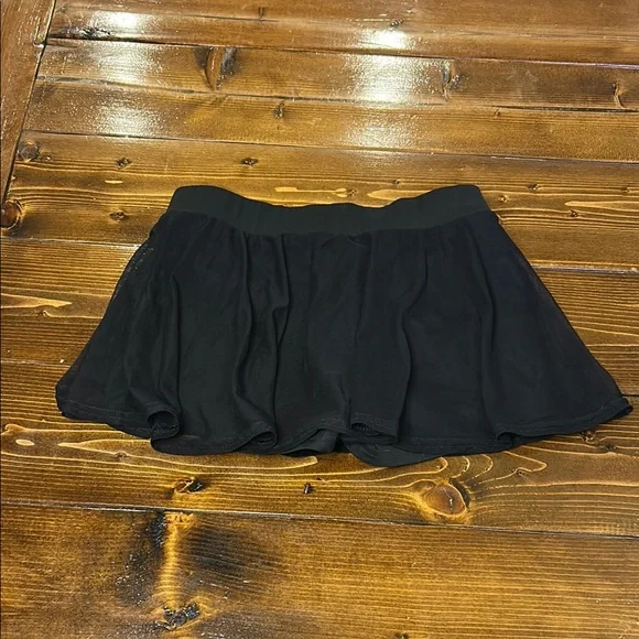 Women's Small Varsity Spirit Cheer Black Athletic Skirt With Shorts Built In - Picture 4 of 5